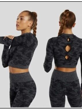 Gymshark Black & Gray Camo Long-Sleeve Crop Top